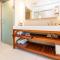 High Floor Luxury 2BR 2BA, Sleeps 6, Resort Access - Horizon by HomeStakes - Форт-Лодердейл
