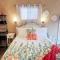 #03 - Fantastic Lakeside Studio Cottage- Pet Friendly