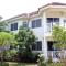 Pipers Cove Resort