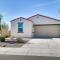 Sunny Arizona Escape with Patio, Grill and Fireplace!