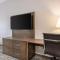 Comfort Suites Grove City - Columbus South