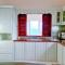 Beautiful Seaside 2BR Apartments
