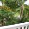 Irie Vibes by the beach