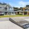 Waterfront Wonderland 41 Foreshore Dr stunning house with a lift linen Wi Fi and ducted air conditioning
