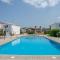 Apartamentos Sa Caleta