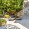 3 Bedroom Nice Home In Karlobag
