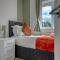 Luxurious Birmingham Home Private Parking WiFi - near to NEC and QEH