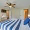 Eufaula Oasis with Screened Porch Unwind in Style!
