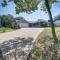Eufaula Oasis with Screened Porch Unwind in Style!