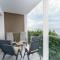 Apartament Kapitański z widokiem na morze 4 Piętro - by Perłowa Przystań Rent