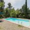 Serene Holiday Home in Les Salelles with Swimming Pool - Chambonas