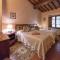 Attractive apartment in typical Tuscan style