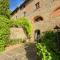 Attractive apartment in typical Tuscan style