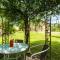 Beautiful Holiday Home in Vinci with Swimming Pool