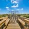 Beachfront St Augustine Beach Condo, Stunning View - St. Augustine