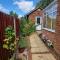 Glebe House, Private entrance, free parking on drive, Self check in, Netflix