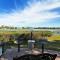 E62 - Amazing Siesta Key Condo on the Water! - 西耶斯塔岛