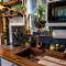 Cozy AF Tiny-House Oasis