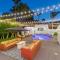 Studio City Contemporary Villa with Pool Sleeps 10