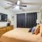 Boat Slip and Pool Access Lake of the Ozarks Condo - 四季城