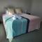 Handy to Town, Spacious, Relaxed - KK14905