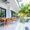 Sunset Gecko - Beachfront Condo Complex In Placencia Village