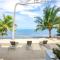 Sunset Gecko - Beachfront Condo Complex In Placencia Village