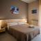 Hotel Holiday
