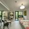 Mirror Apartment