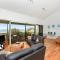 Beautiful Sea Front 3BR with Great Views - Encounter Bay