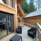 Chalet Kelly