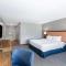Newly Renovated-Hampton Inn & Suites Casper