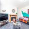 Aseda 4 BedRoom Private Parking, Game Zone -Pool table, Garden Home - Hull