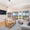 'Swan Cottage' Port Stephens Waterfront Solace - 纽卡斯尔