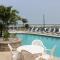 Nw Condo W Private Balcony, Ocean Views & Pool - North Wildwood