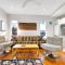 Modern meets Tropical in this Free-standing Home