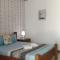 ELEN INN - Malapascua Island Air-conditioned Room1
