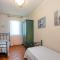 Apartment in Peschiera del Garda 22085