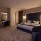 Skyline Hotel & Suites