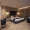 Skyline Hotel & Suites