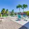 Downhome Cabin by the Canal - Key Colony Beach