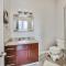 West Oakland 3br2ba Top Floor Flat Ideal For Bus - Oakland