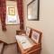 Simonside Apartment
