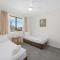 Unit 18 55 Pacific Drive Beachfront Apartments