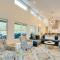 Luxe Waterfront Home in Malakoff with Pool and Hot Tub - Malakoff