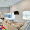 Luxe Waterfront Home in Malakoff with Pool and Hot Tub - Malakoff
