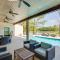 Luxe Waterfront Home in Malakoff with Pool and Hot Tub - Malakoff