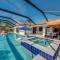 Villa Dolphins Paradise - Cape Coral