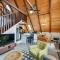 Deck and Grill A-Frame Cabin in Munds Park!