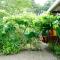 Colibri Ecolodge 3 minutes walk to beach and town